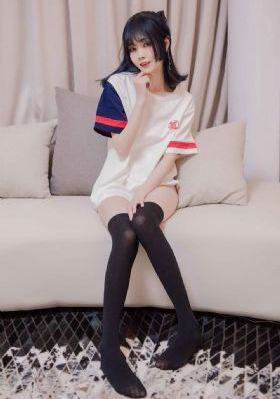 扒开女人两片毛柔柔的黑深林_HD免费观看最新