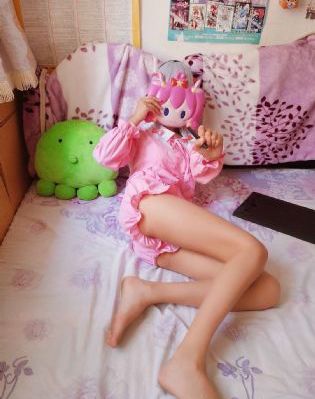 偷拍一区二区三区免费播放_JVID性感写真
