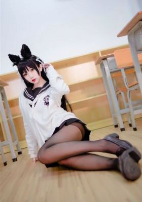 蕾丝爆乳兔女郎自慰喷水久久_BD英语高清完整版播放